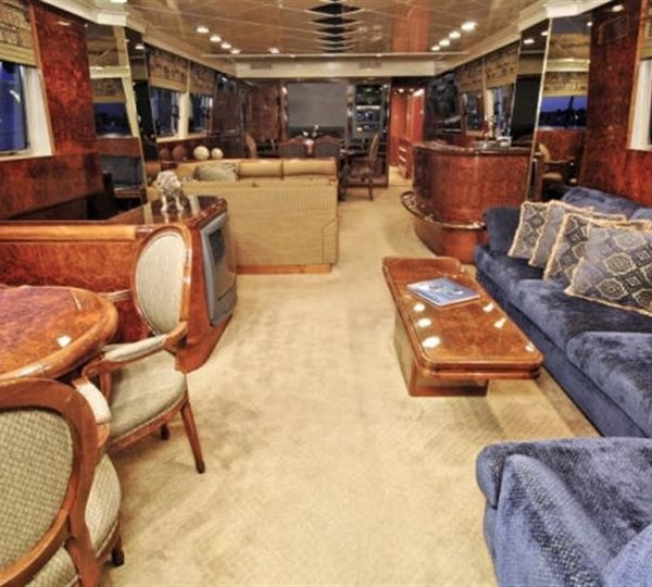 The 30m Yacht MERCEDES