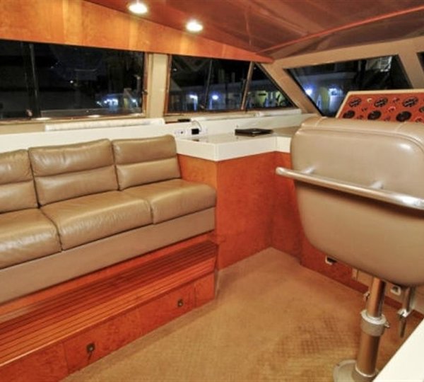 The 30m Yacht MERCEDES