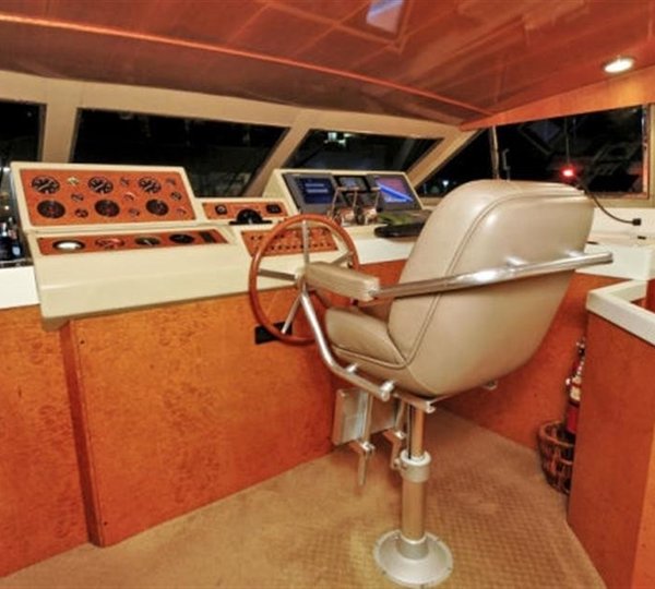 The 30m Yacht MERCEDES