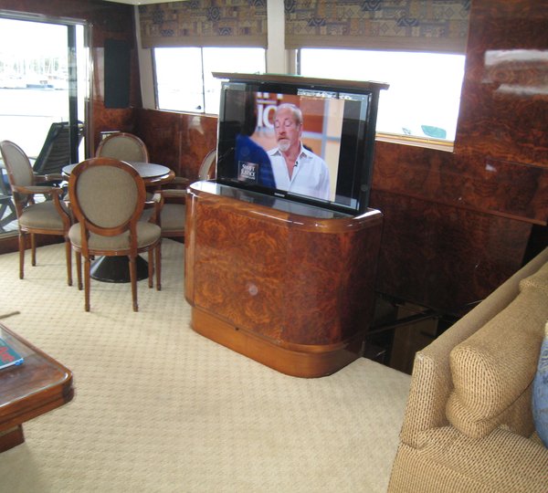 The 30m Yacht MERCEDES