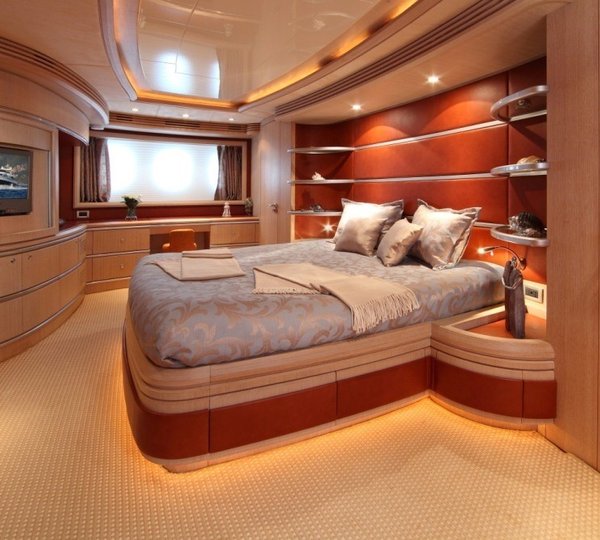 The 30m Yacht SKAZKA