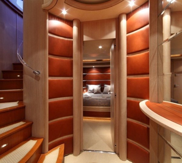 The 30m Yacht SKAZKA