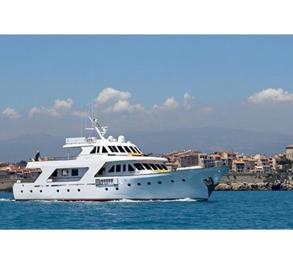 The 30m Yacht SPREZZATURA