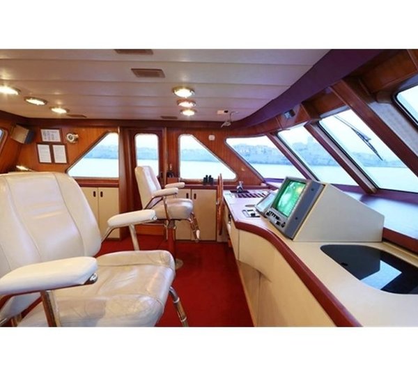 The 30m Yacht SPREZZATURA