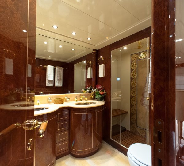 The 31m Yacht NEGARA