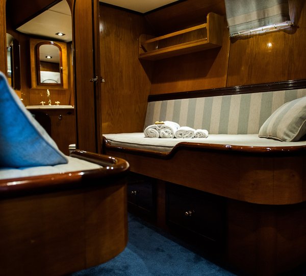 The 31m Yacht WIND OF CHANGE