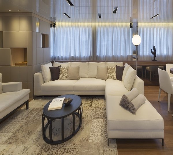 The 32m Yacht INDIGO