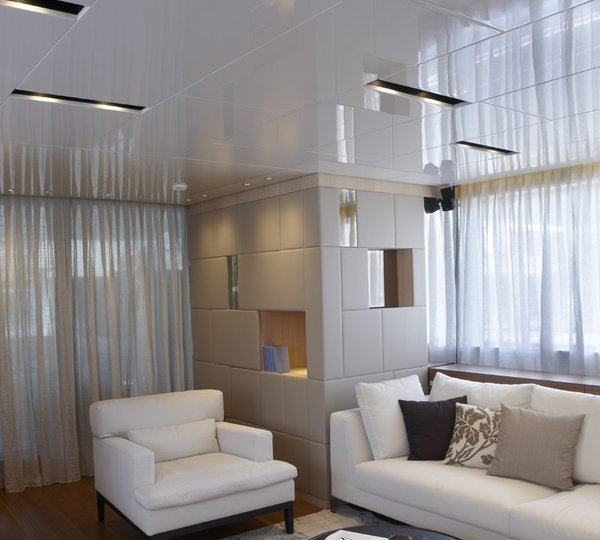 The 32m Yacht INDIGO