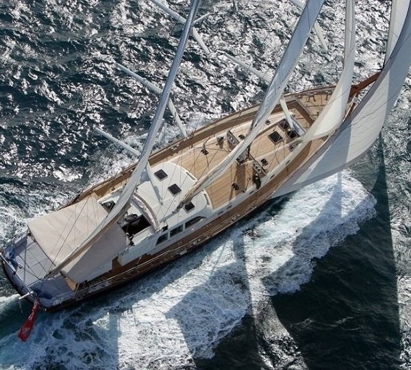 The 32m Yacht KESTREL