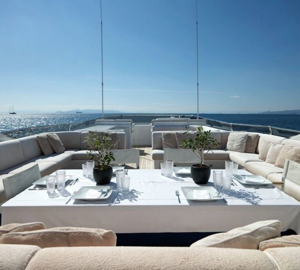 The 33m Yacht FELIGO V