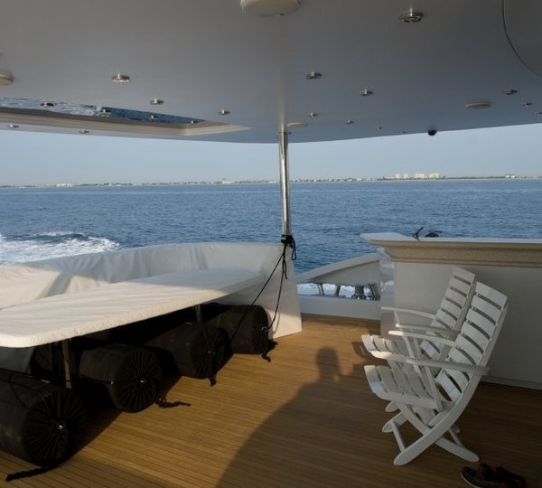 The 33m Yacht PRESTIGE LADY