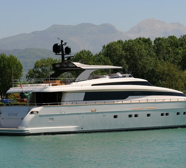 The 33m Yacht REGINE