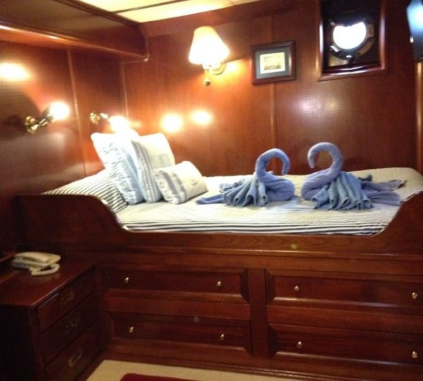 The 33m Yacht SOUTHERN CROSS