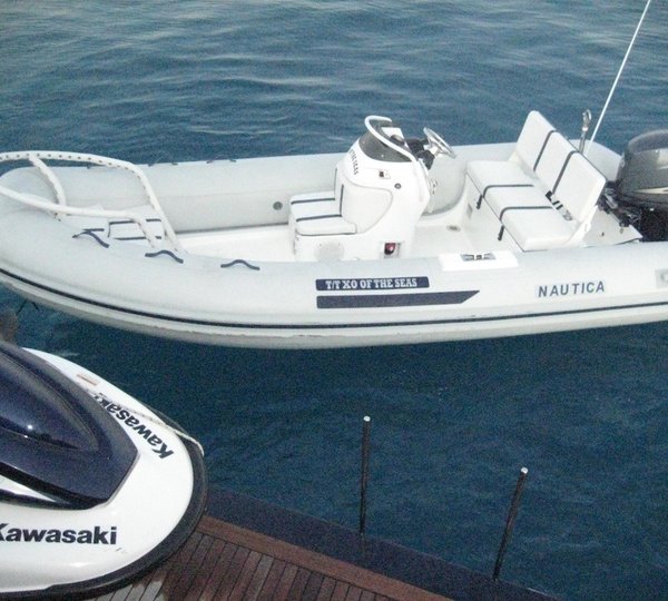 The 33m Yacht XO OF THE SEAS