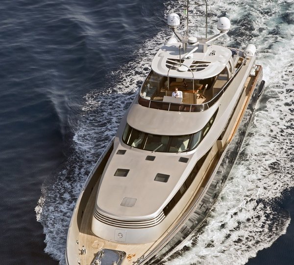 The 33m Yacht XO OF THE SEAS