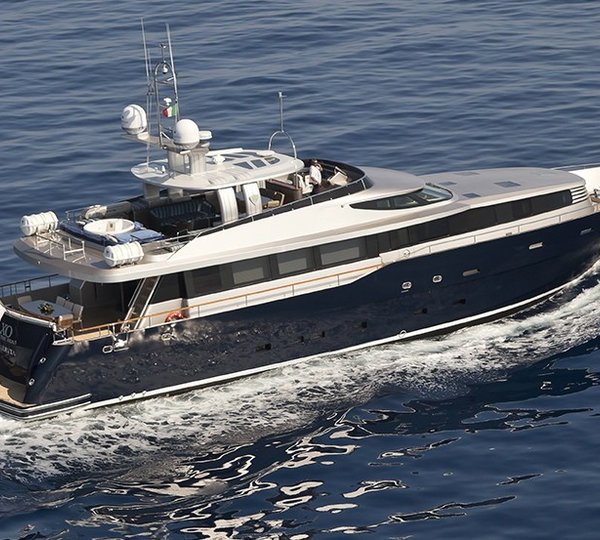 The 33m Yacht XO OF THE SEAS