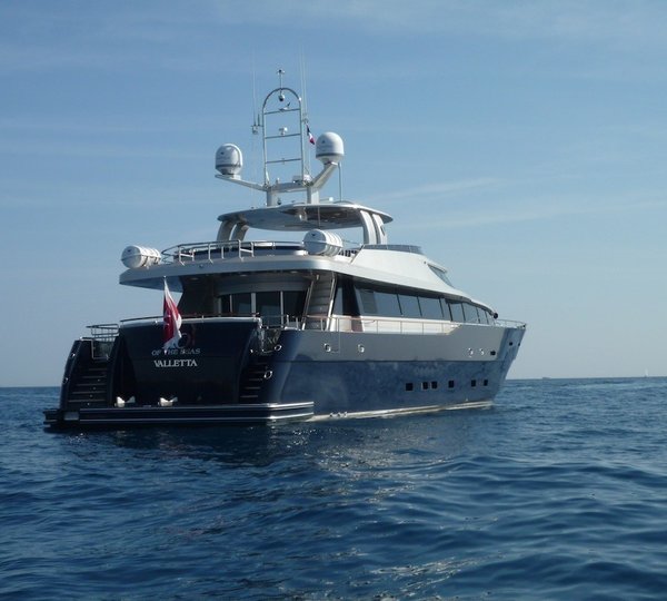 The 33m Yacht XO OF THE SEAS