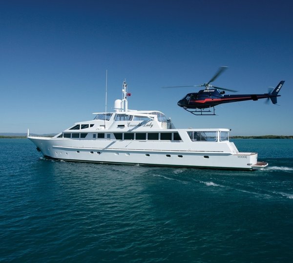 The 35m Yacht EMERALD LADY - With landing helicopter 