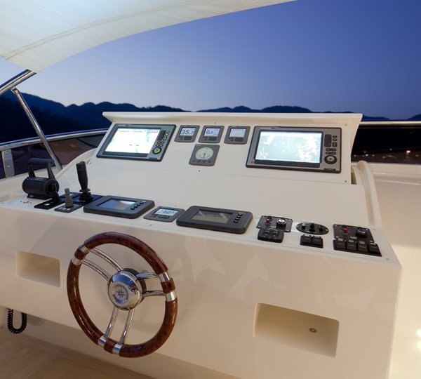 The 35m Yacht M&AMP;M