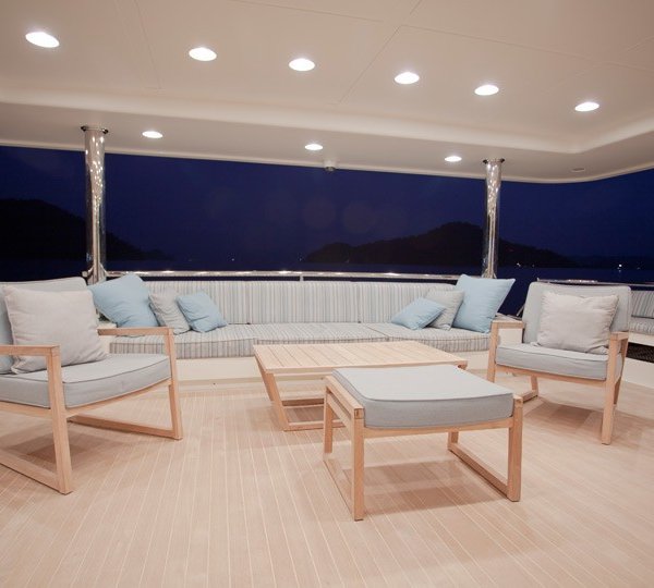 The 35m Yacht M&AMP;M