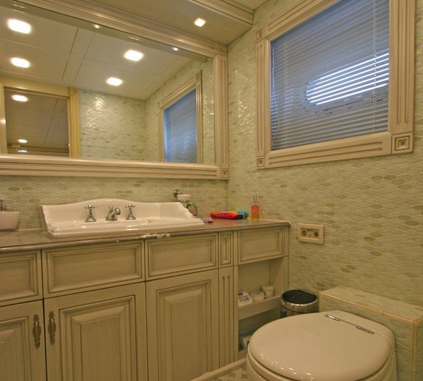 The 35m Yacht M&AMP;M