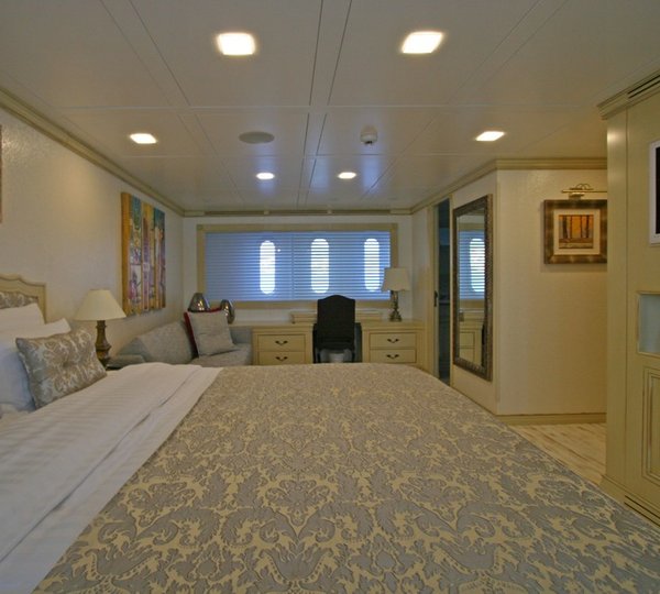 The 35m Yacht M&AMP;M