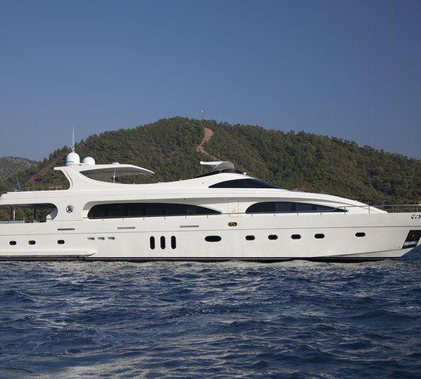 The 35m Yacht M&AMP;M
