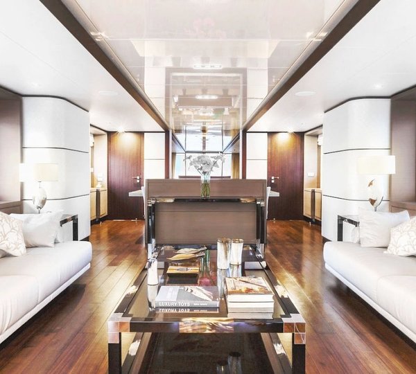 The 36m Yacht ALIYONI