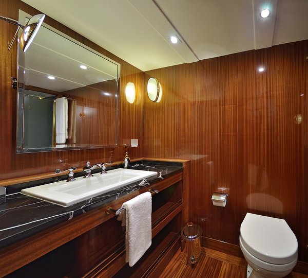 Close Up: Yacht GLORIOUS's Main Master Bath Captured