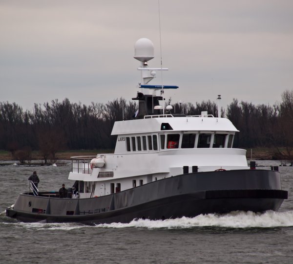 Profile Aspect Aboard Yacht LARS