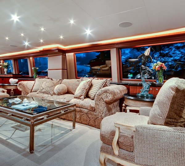 Top Saloon Aboard Yacht ANDIAMO