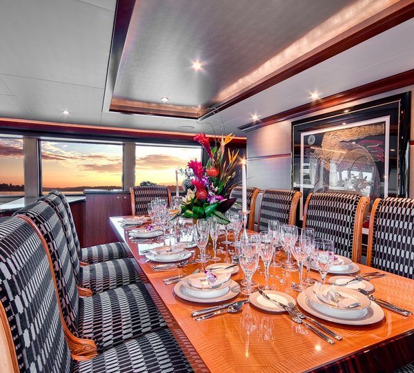 Eating/dining Furniture Aboard Yacht ANDIAMO