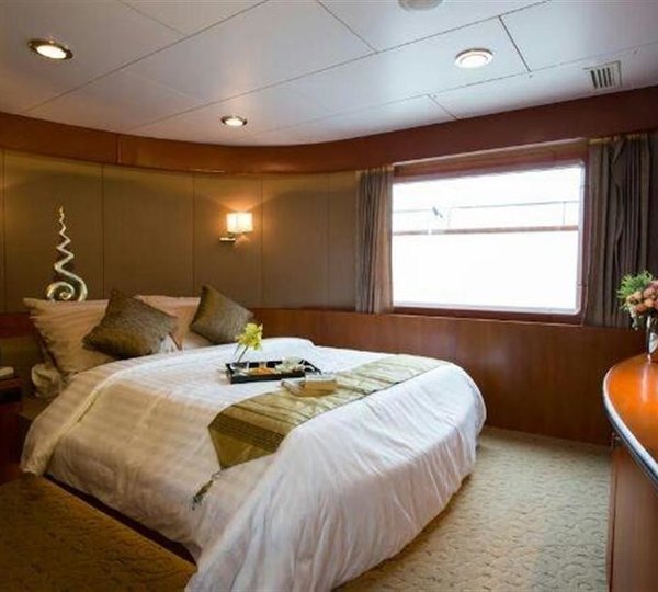 The 37m Yacht PHATSARA