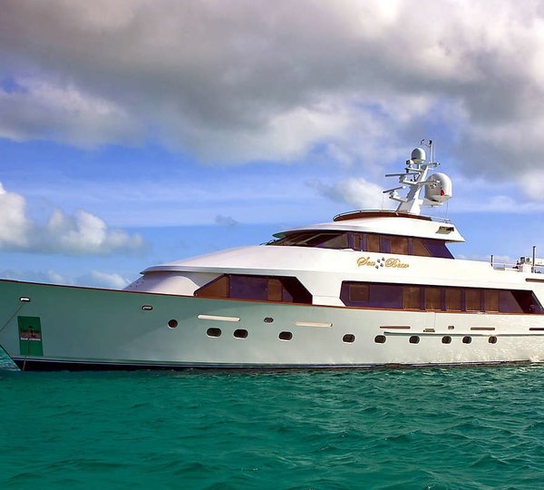 The 38m Yacht AFTERGLOW