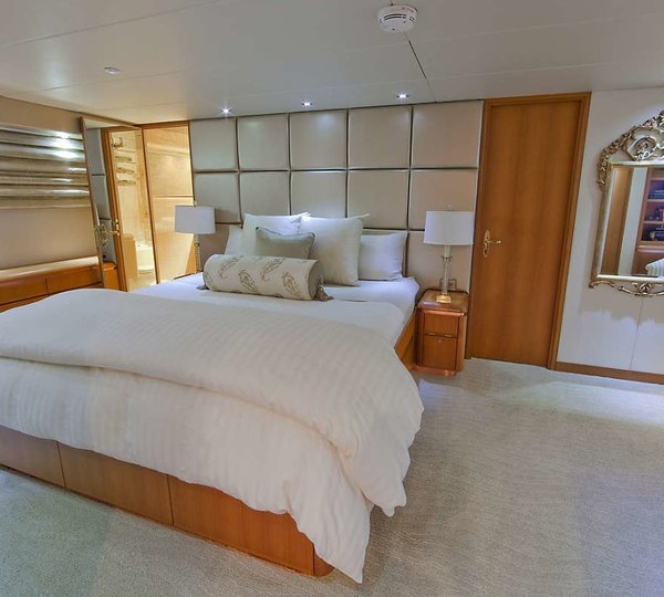 The 38m Yacht AFTERGLOW