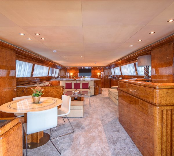 The 38m Yacht OCEAN GLASS