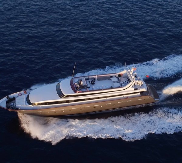 The 38m Yacht OCEAN GLASS