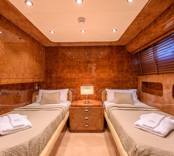 The 38m Yacht OCEAN GLASS