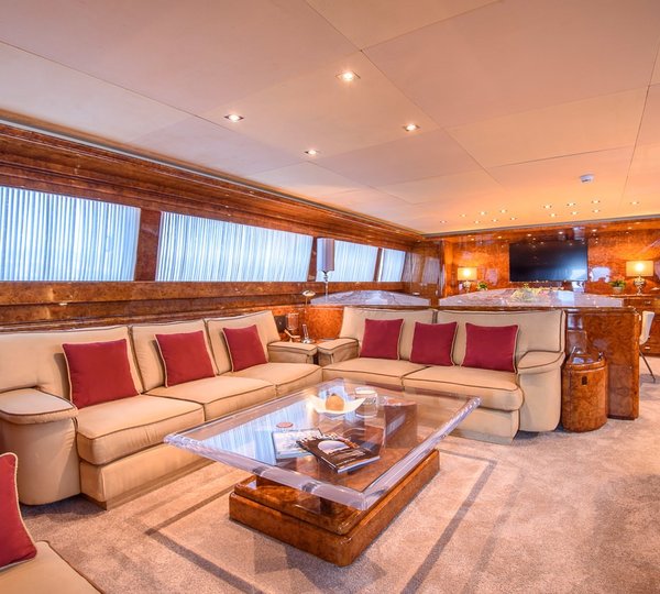 The 38m Yacht OCEAN GLASS