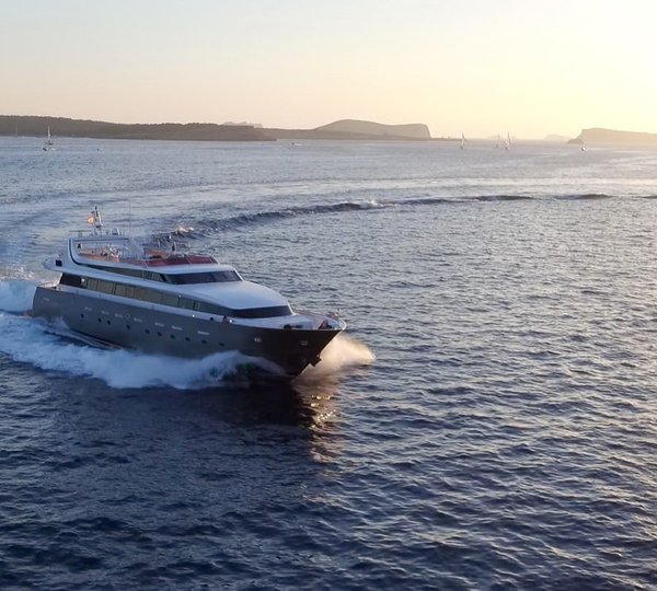 The 38m Yacht OCEAN GLASS