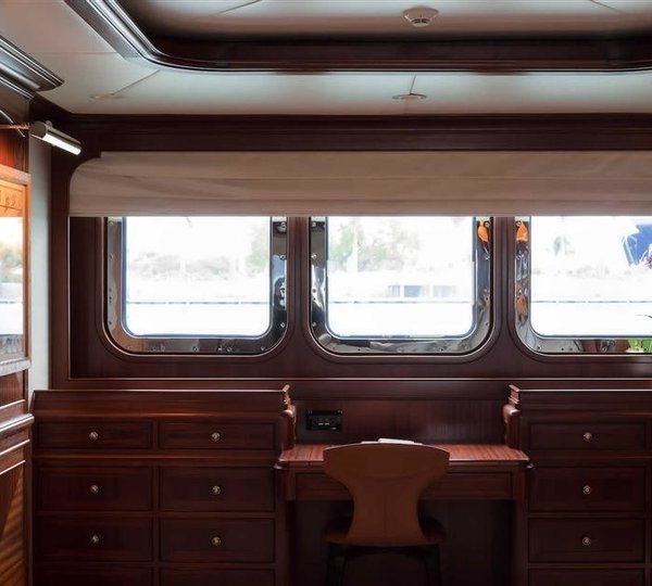 The 39m Yacht SAFIRA