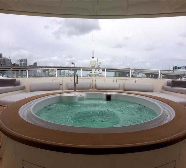 The 39m Yacht SAFIRA