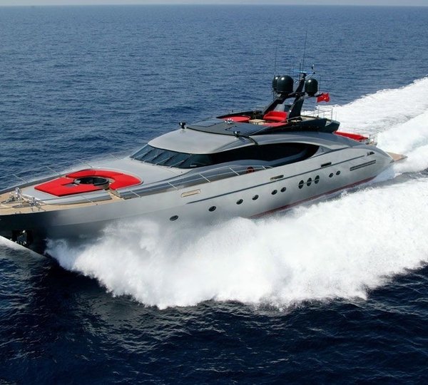 Forward: Yacht DRAGON's Cruising Pictured