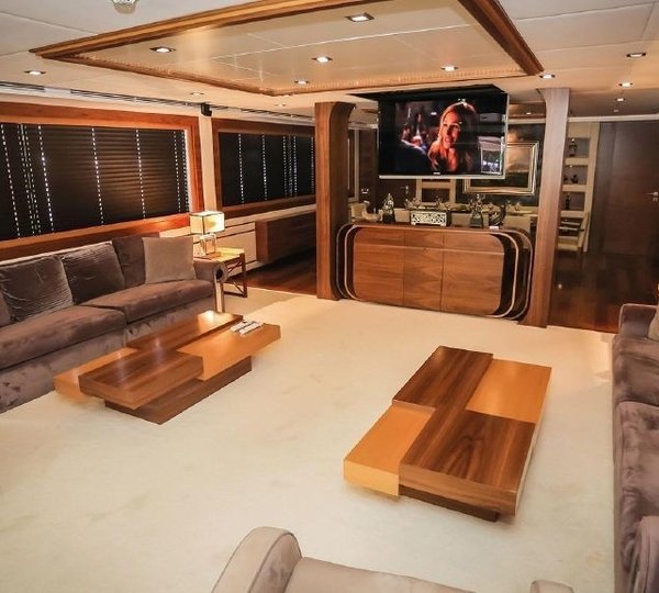 The 41m Yacht MY STEEL