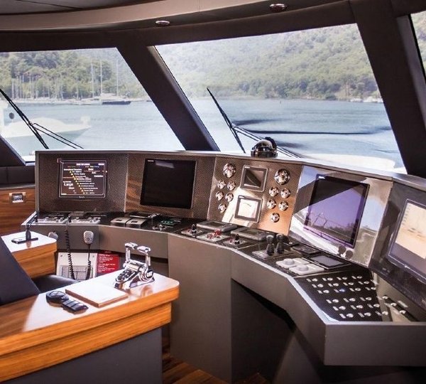 The 41m Yacht MY STEEL