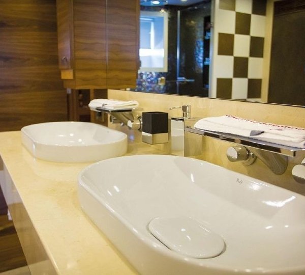 The 41m Yacht MY STEEL