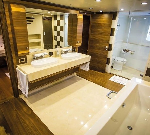 The 41m Yacht MY STEEL