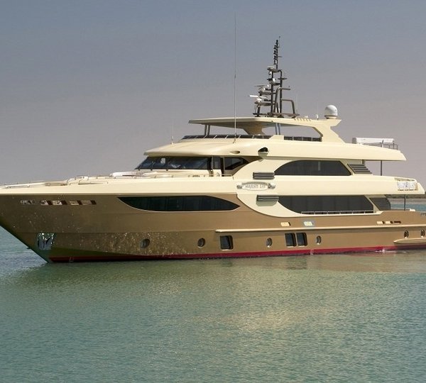 The 42m Yacht LADY TAHITI