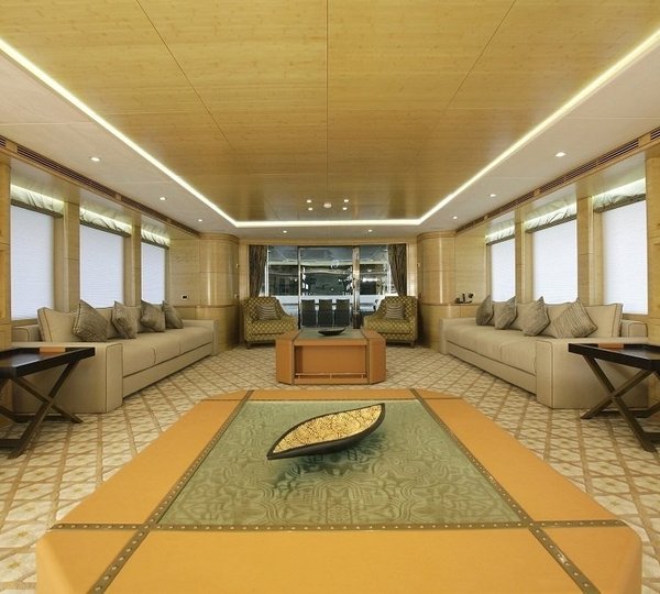 The 42m Yacht LADY TAHITI