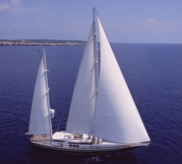 The 42m Yacht PASSE PARTOUT